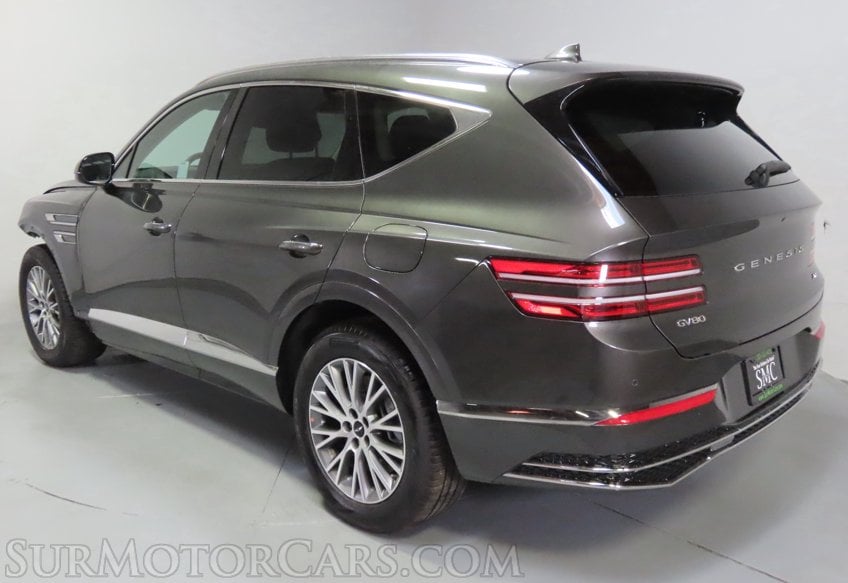 2026 Genesis GV80 AWD - Image 8