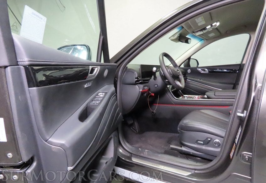 2026 Genesis GV80 AWD - Image 42