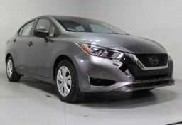 2025 Nissan Versa S - Image 3