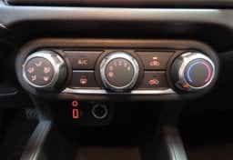 2025 Nissan Versa S - Image 18