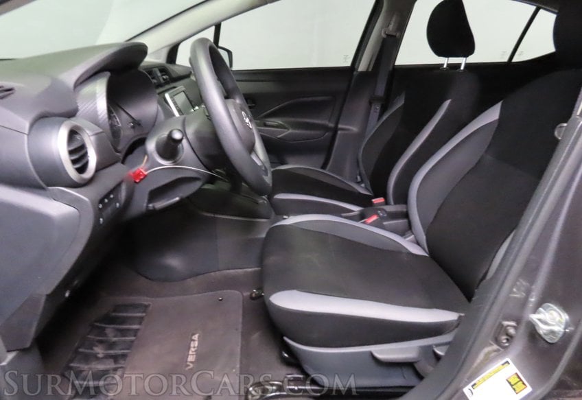 2025 Nissan Versa S - Image 14