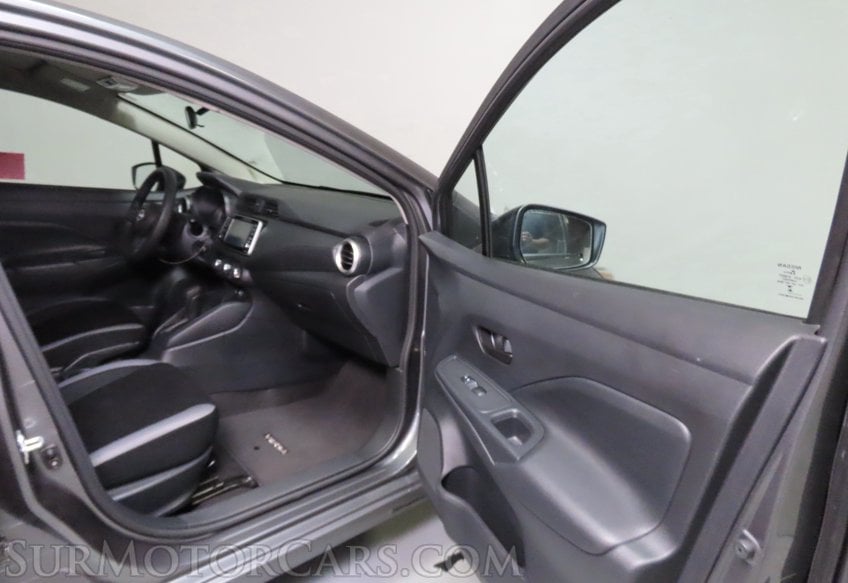 2025 Nissan Versa S - Image 38