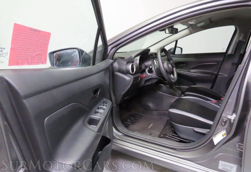 2025 Nissan Versa S - Image 12