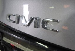 2025 Honda Civic - Image 18