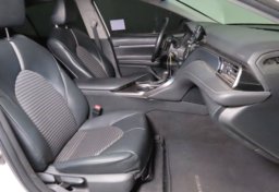 2021 Toyota Camry SE - Image 33