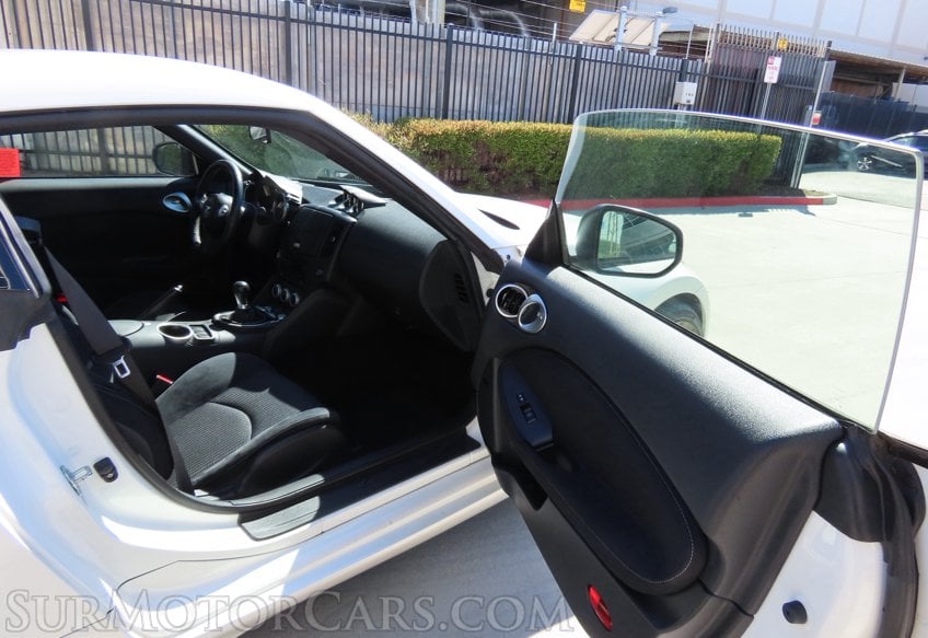 2017 Nissan 370Z Sport - Image 44