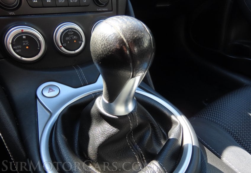 2017 Nissan 370Z Sport - Image 16