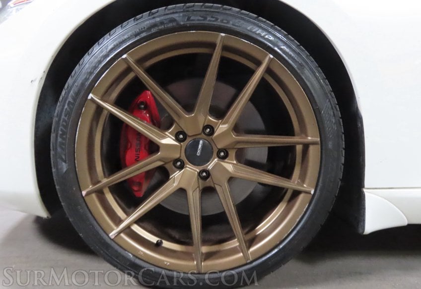 2017 Nissan 370Z Sport - Image 11