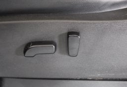 2022 Nissan Frontier - Image 59