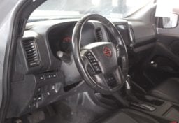 2022 Nissan Frontier - Image 39
