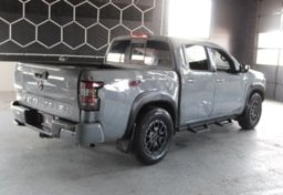 2022 Nissan Frontier - Image 5
