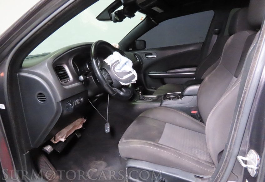 2019 Dodge Charger R/T - Image 41