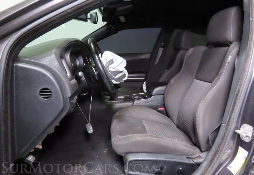2019 Dodge Charger R/T - Image 43
