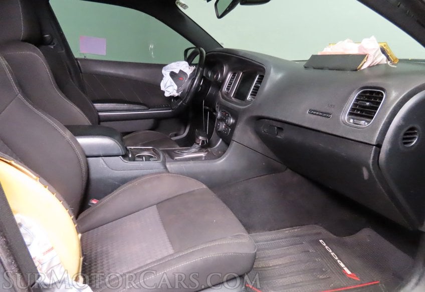 2019 Dodge Charger R/T - Image 22