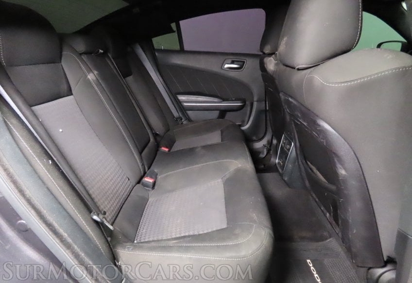 2019 Dodge Charger R/T - Image 27