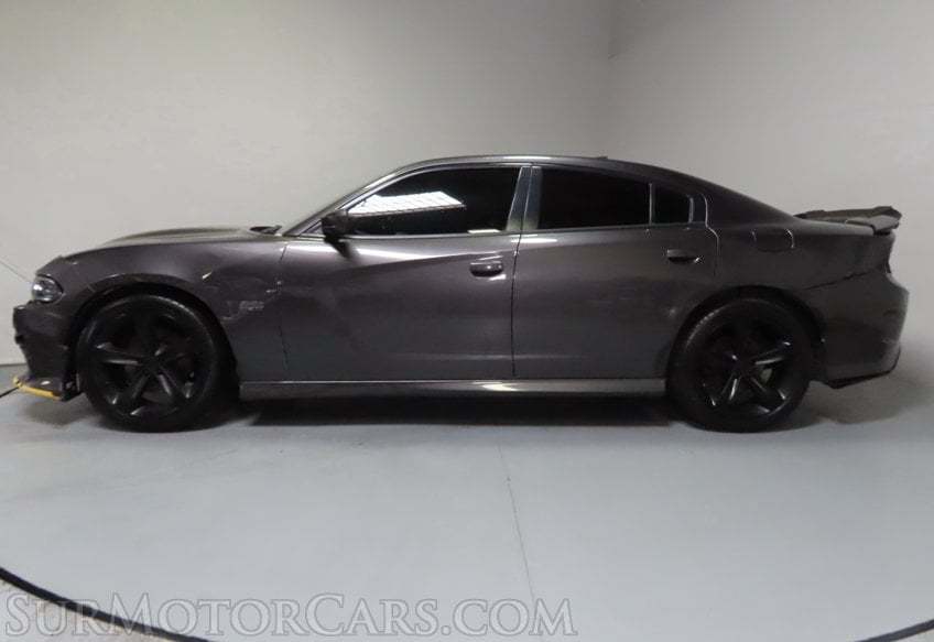 2019 Dodge Charger R/T - Image 5
