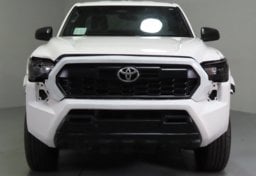 2025 Toyota Tacoma SR - Image 12