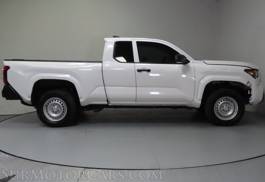 2025 Toyota Tacoma SR - Image 5
