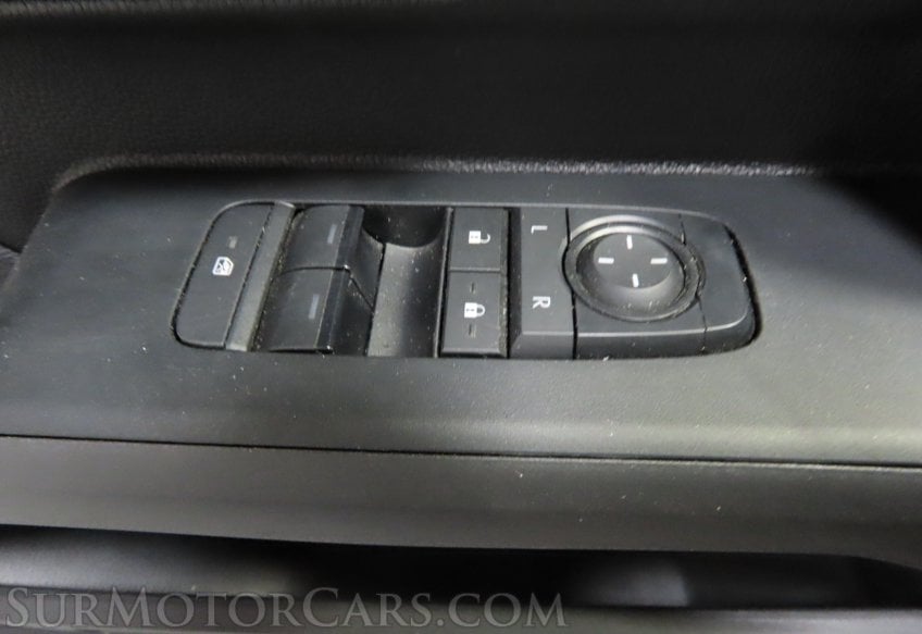 2025 Toyota Tacoma SR - Image 25