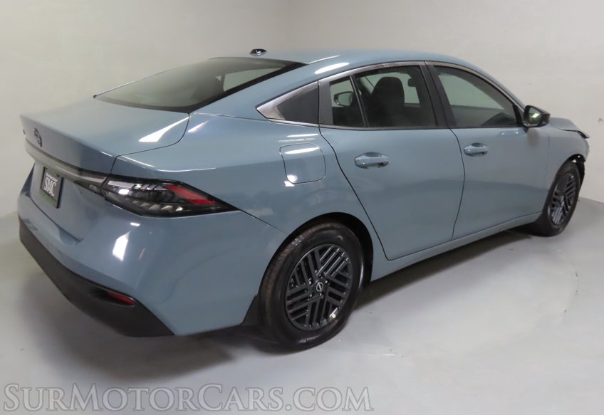 2026 Nissan Sentra SV - Image 7