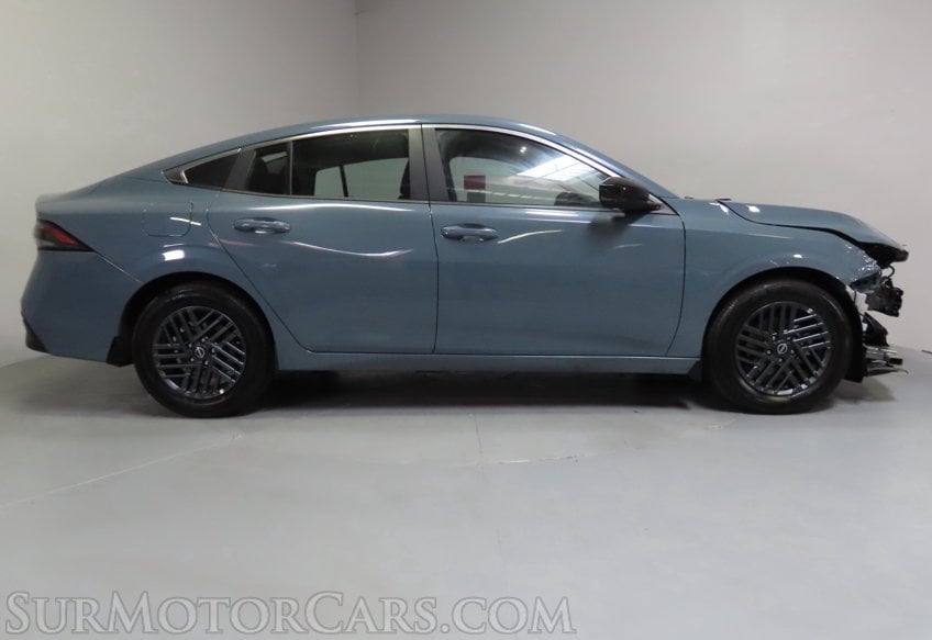 2026 Nissan Sentra SV - Image 9