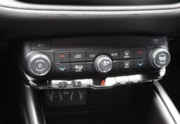 2022 Dodge Durango AWD SXT - Image 47
