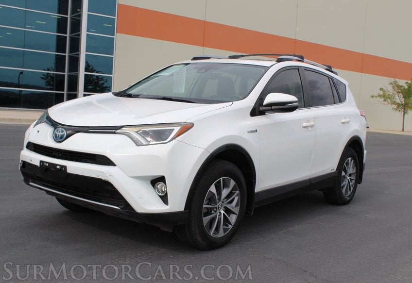 2017 Toyota RAV4 Hybrid. XLE - Image 3
