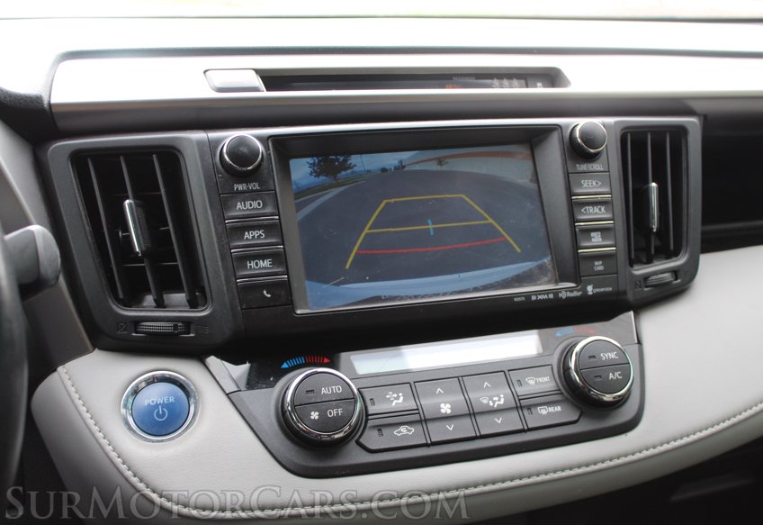 2017 Toyota RAV4 Hybrid. XLE - Image 45