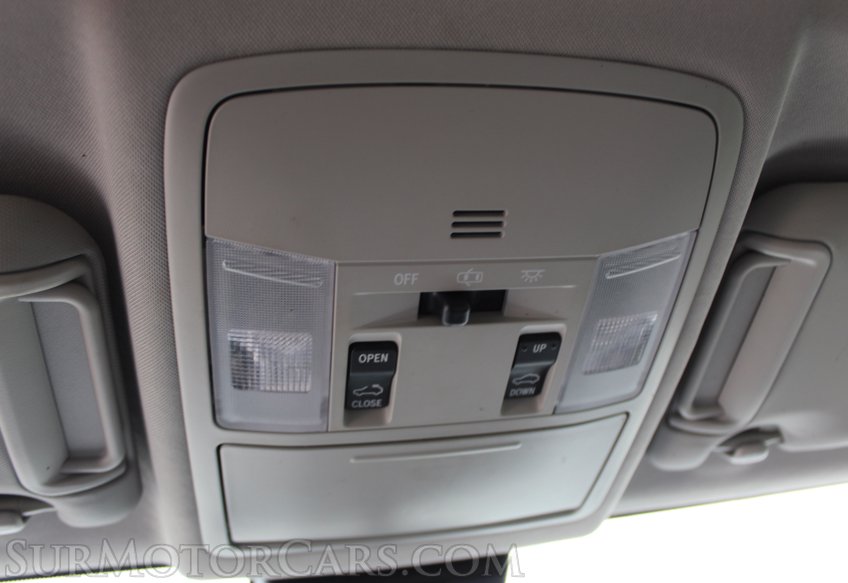 2017 Toyota RAV4 Hybrid. XLE - Image 54