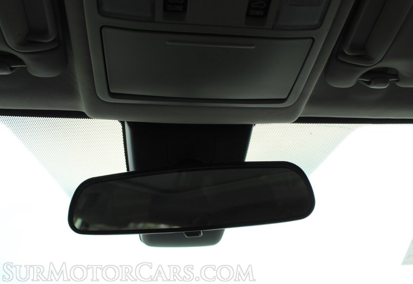 2017 Toyota RAV4 Hybrid. XLE - Image 53