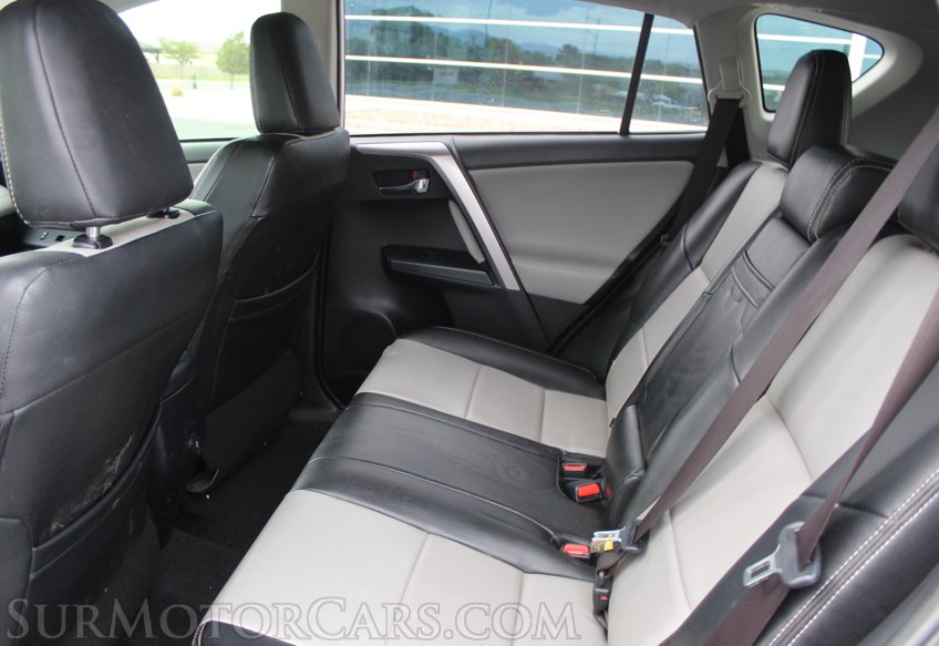 2017 Toyota RAV4 Hybrid. XLE - Image 36