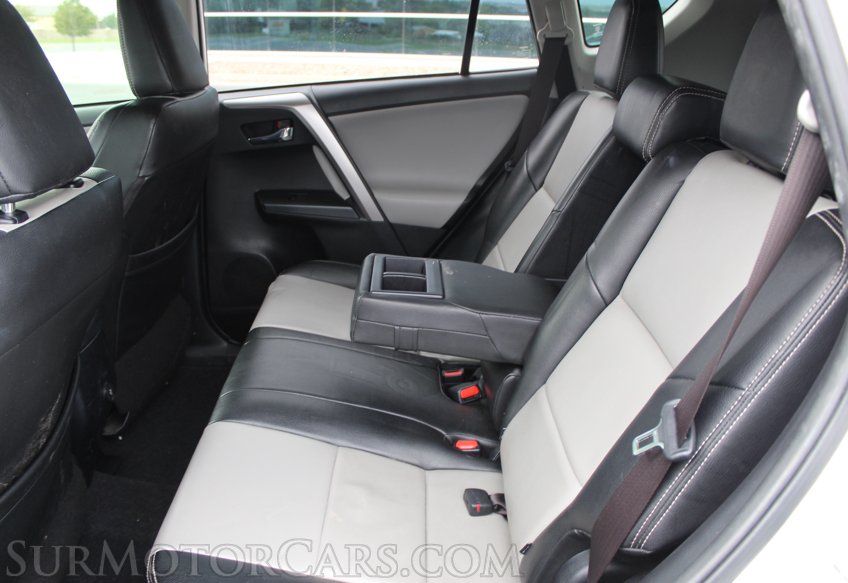 2017 Toyota RAV4 Hybrid. XLE - Image 38