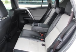2017 Toyota RAV4 Hybrid. XLE - Image 38